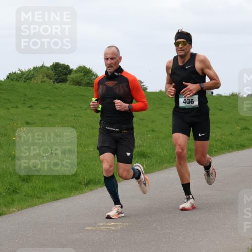 04.05.2025 - 8. Wedeler Halbmarathon Lena Gebhardt http://msf.ph/oto/7836185 04.05.2025 11:30:09 Laufen 406, 824 meine-sportfotos.de