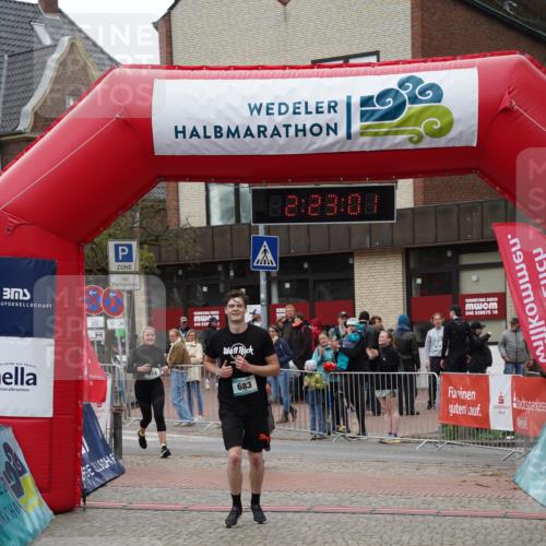 04.05.2025 - 8. Wedeler Halbmarathon Felixshl http://msf.ph/oto/7836190 04.05.2025 12:22:59 Ziel 595, 683, 974, 1005 meine-sportfotos.de