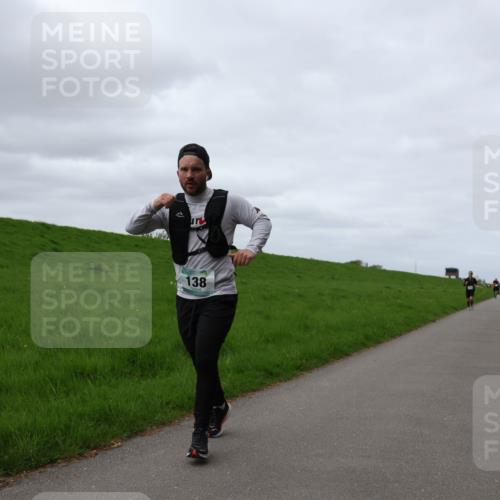 04.05.2025 - 8. Wedeler Halbmarathon Yannick Fuchs http://msf.ph/oto/7836191 04.05.2025 11:45:16 Laufen 138 meine-sportfotos.de