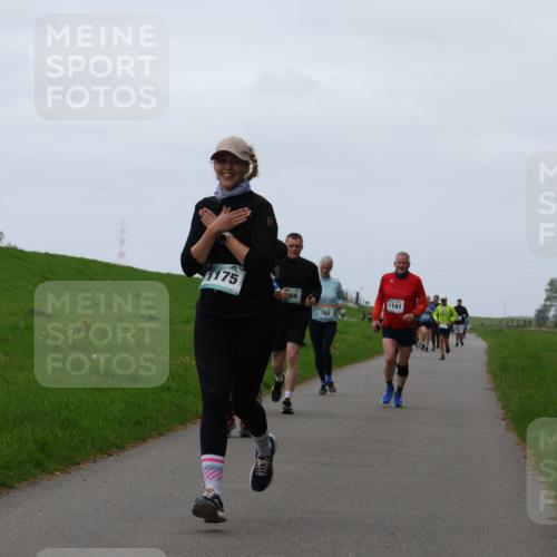 04.05.2025 - 8. Wedeler Halbmarathon Yannick Fuchs http://msf.ph/oto/7836201 04.05.2025 11:23:56 Laufen 1175, 66, 752, 1141 meine-sportfotos.de