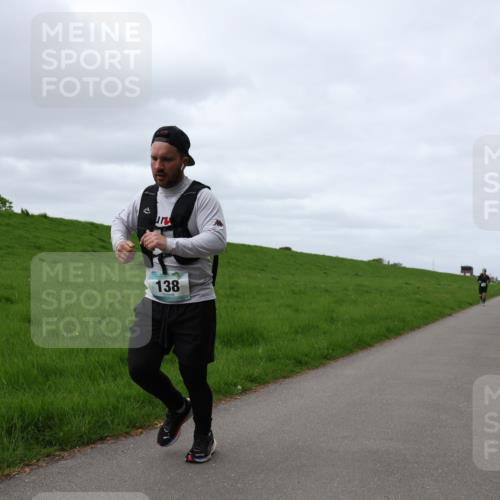 04.05.2025 - 8. Wedeler Halbmarathon Yannick Fuchs http://msf.ph/oto/7836208 04.05.2025 11:45:16 Laufen 138 meine-sportfotos.de