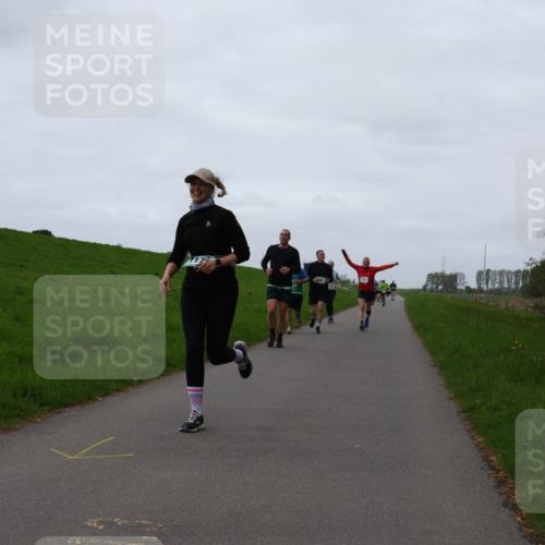04.05.2025 - 8. Wedeler Halbmarathon Yannick Fuchs http://msf.ph/oto/7836297 04.05.2025 11:23:57 Laufen  meine-sportfotos.de