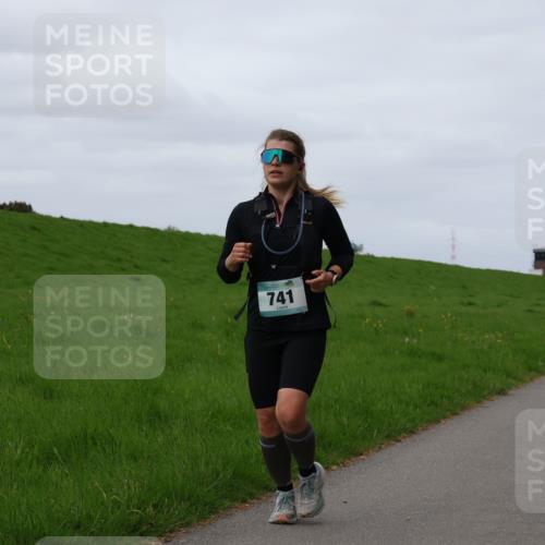 04.05.2025 - 8. Wedeler Halbmarathon Yannick Fuchs http://msf.ph/oto/7836312 04.05.2025 11:45:23 Laufen 741 meine-sportfotos.de
