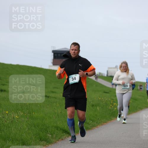 04.05.2025 - 8. Wedeler Halbmarathon Yannick Fuchs http://msf.ph/oto/7836321 04.05.2025 11:45:29 Laufen 34, 328, 345 meine-sportfotos.de