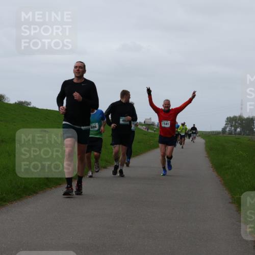04.05.2025 - 8. Wedeler Halbmarathon Yannick Fuchs http://msf.ph/oto/7836335 04.05.2025 11:23:58 Laufen 886, 46, 1141 meine-sportfotos.de