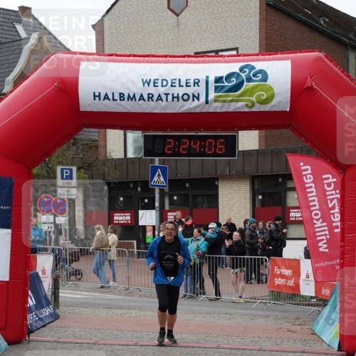 04.05.2025 - 8. Wedeler Halbmarathon Felixshl http://msf.ph/oto/7836341 04.05.2025 12:24:04 Ziel 239 meine-sportfotos.de