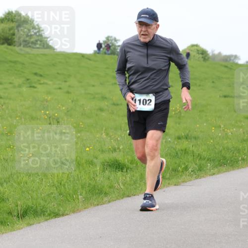 04.05.2025 - 8. Wedeler Halbmarathon Lena Gebhardt http://msf.ph/oto/7836395 04.05.2025 11:30:42 Laufen 1102 meine-sportfotos.de