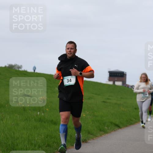 04.05.2025 - 8. Wedeler Halbmarathon Yannick Fuchs http://msf.ph/oto/7836396 04.05.2025 11:45:32 Laufen 34, 328 meine-sportfotos.de