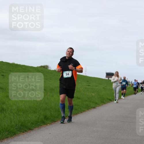 04.05.2025 - 8. Wedeler Halbmarathon Yannick Fuchs http://msf.ph/oto/7836437 04.05.2025 11:45:34 Laufen 34, 328 meine-sportfotos.de