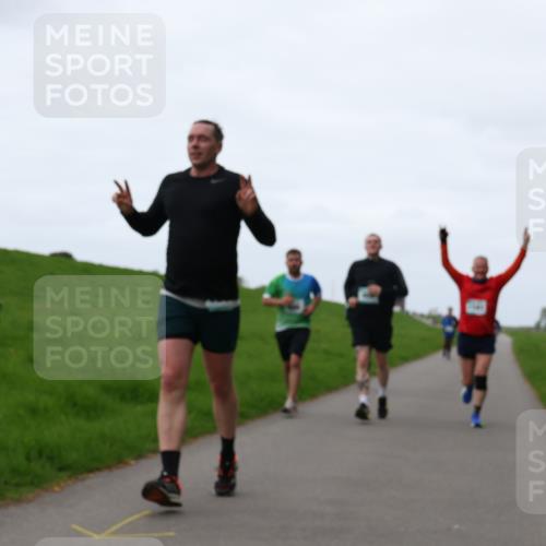 04.05.2025 - 8. Wedeler Halbmarathon Yannick Fuchs http://msf.ph/oto/7836447 04.05.2025 11:24:00 Laufen  meine-sportfotos.de