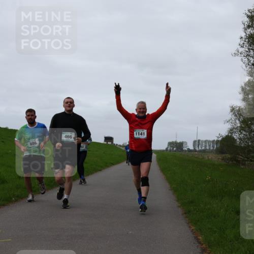 04.05.2025 - 8. Wedeler Halbmarathon Yannick Fuchs http://msf.ph/oto/7836510 04.05.2025 11:24:02 Laufen 886, 466, 52, 1141 meine-sportfotos.de
