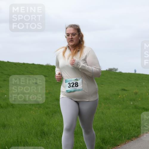 04.05.2025 - 8. Wedeler Halbmarathon Yannick Fuchs http://msf.ph/oto/7836524 04.05.2025 11:45:40 Laufen 328 meine-sportfotos.de