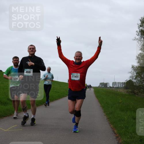 04.05.2025 - 8. Wedeler Halbmarathon Yannick Fuchs http://msf.ph/oto/7836531 04.05.2025 11:24:03 Laufen 886, 466, 3, 752, 1141, 8129 meine-sportfotos.de