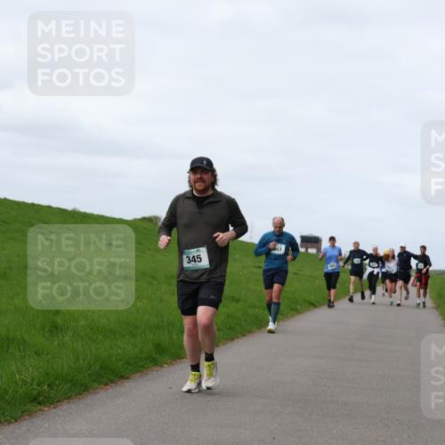 04.05.2025 - 8. Wedeler Halbmarathon Yannick Fuchs http://msf.ph/oto/7836605 04.05.2025 11:45:42 Laufen 43, 345 meine-sportfotos.de