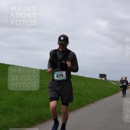 04.05.2025 - 8. Wedeler Halbmarathon Yannick Fuchs http://msf.ph/oto/7836614 04.05.2025 11:59:40 Laufen 675 meine-sportfotos.de
