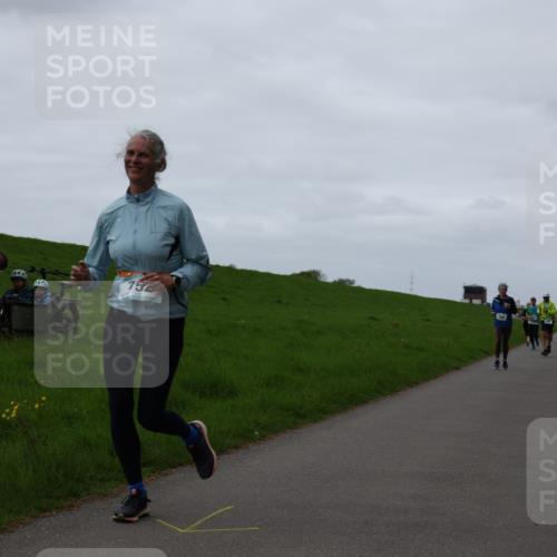 04.05.2025 - 8. Wedeler Halbmarathon Yannick Fuchs http://msf.ph/oto/7836626 04.05.2025 11:24:05 Laufen 15 meine-sportfotos.de