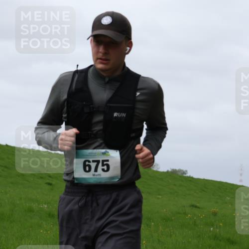 04.05.2025 - 8. Wedeler Halbmarathon Yannick Fuchs http://msf.ph/oto/7836630 04.05.2025 11:59:40 Laufen 675 meine-sportfotos.de