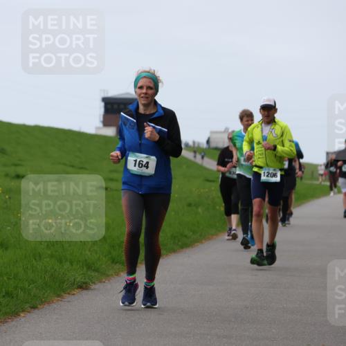 04.05.2025 - 8. Wedeler Halbmarathon Yannick Fuchs http://msf.ph/oto/7836632 04.05.2025 11:24:06 Laufen 164, 1206 meine-sportfotos.de