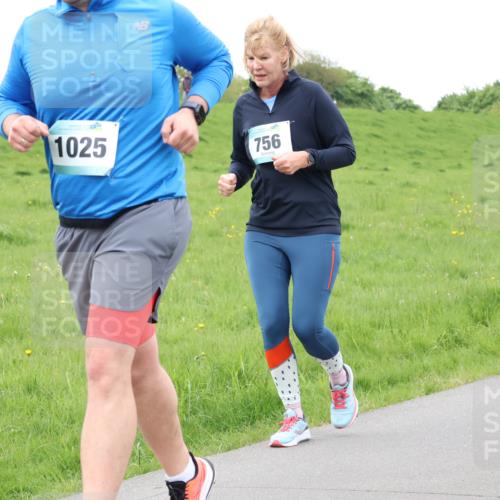 04.05.2025 - 8. Wedeler Halbmarathon Lena Gebhardt http://msf.ph/oto/7836678 04.05.2025 11:31:42 Laufen 16, 1025, 756 meine-sportfotos.de