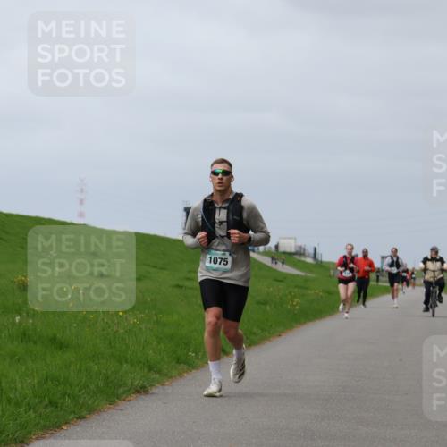 04.05.2025 - 8. Wedeler Halbmarathon Yannick Fuchs http://msf.ph/oto/7836741 04.05.2025 11:59:49 Laufen 1075 meine-sportfotos.de