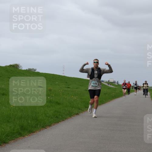04.05.2025 - 8. Wedeler Halbmarathon Yannick Fuchs http://msf.ph/oto/7836766 04.05.2025 11:59:50 Laufen 1075 meine-sportfotos.de