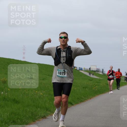 04.05.2025 - 8. Wedeler Halbmarathon Yannick Fuchs http://msf.ph/oto/7836770 04.05.2025 11:59:51 Laufen 1075 meine-sportfotos.de