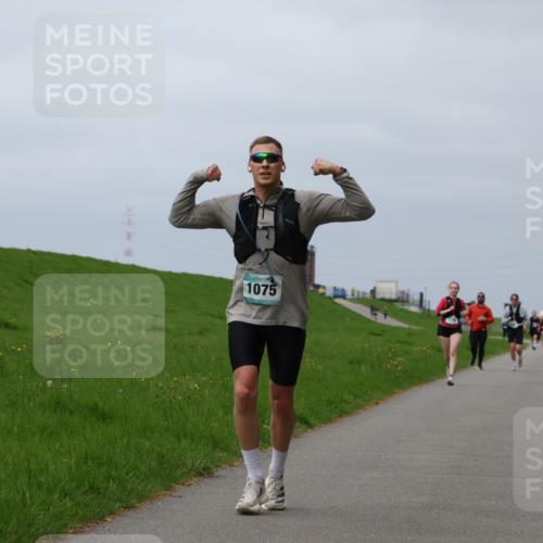 04.05.2025 - 8. Wedeler Halbmarathon Yannick Fuchs http://msf.ph/oto/7836777 04.05.2025 11:59:51 Laufen 1075 meine-sportfotos.de
