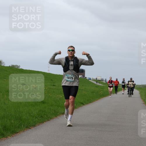 04.05.2025 - 8. Wedeler Halbmarathon Yannick Fuchs http://msf.ph/oto/7836819 04.05.2025 11:59:51 Laufen 1075 meine-sportfotos.de