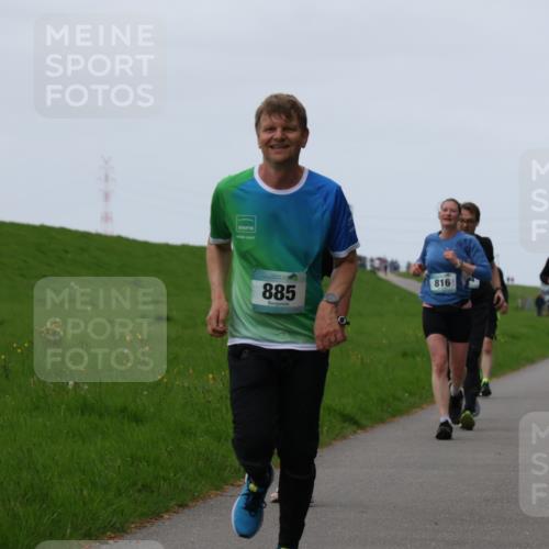 04.05.2025 - 8. Wedeler Halbmarathon Yannick Fuchs http://msf.ph/oto/7836856 04.05.2025 11:24:13 Laufen 885, 816 meine-sportfotos.de