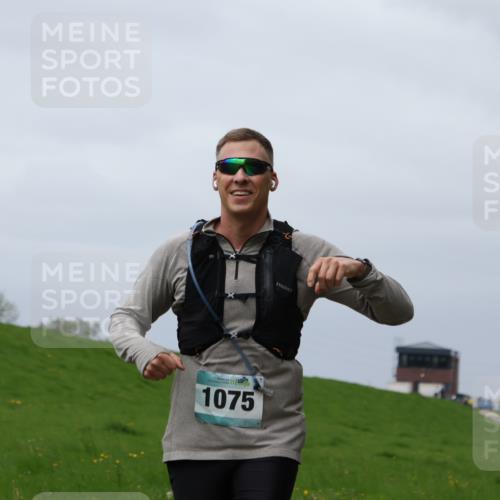 04.05.2025 - 8. Wedeler Halbmarathon Yannick Fuchs http://msf.ph/oto/7836912 04.05.2025 11:59:53 Laufen 1075 meine-sportfotos.de