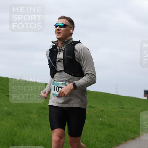 04.05.2025 - 8. Wedeler Halbmarathon Yannick Fuchs http://msf.ph/oto/7836938 04.05.2025 11:59:54 Laufen 10 meine-sportfotos.de