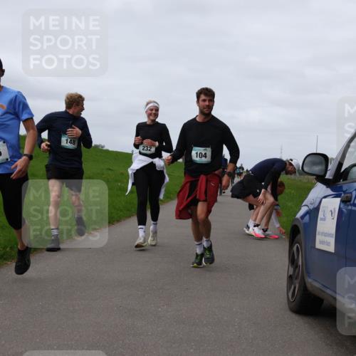 04.05.2025 - 8. Wedeler Halbmarathon Yannick Fuchs http://msf.ph/oto/7836958 04.05.2025 11:45:49 Laufen 148, 232, 605, 104 meine-sportfotos.de