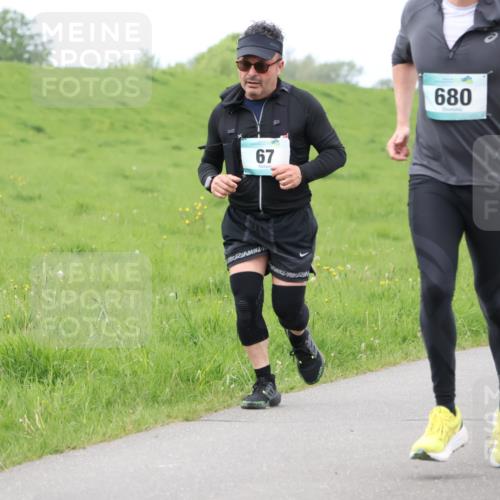 04.05.2025 - 8. Wedeler Halbmarathon Lena Gebhardt http://msf.ph/oto/7837032 04.05.2025 11:32:38 Laufen 67, 680 meine-sportfotos.de