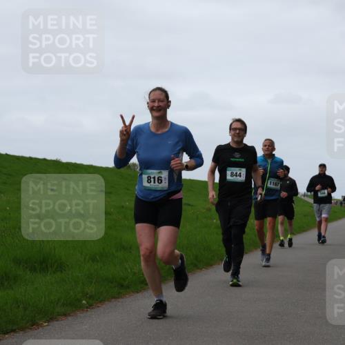 04.05.2025 - 8. Wedeler Halbmarathon Yannick Fuchs http://msf.ph/oto/7837033 04.05.2025 11:24:20 Laufen 816, 844, 1167, 346 meine-sportfotos.de