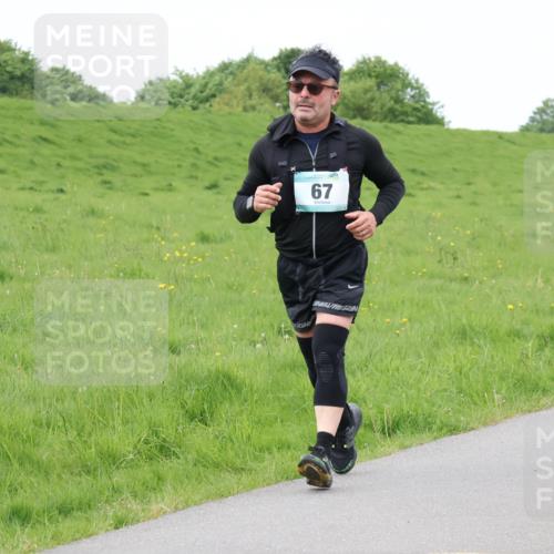 04.05.2025 - 8. Wedeler Halbmarathon Lena Gebhardt http://msf.ph/oto/7837035 04.05.2025 11:32:41 Laufen 67 meine-sportfotos.de