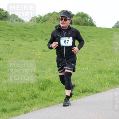 04.05.2025 - 8. Wedeler Halbmarathon Lena Gebhardt http://msf.ph/oto/7837039 04.05.2025 11:32:41 Laufen 67 meine-sportfotos.de