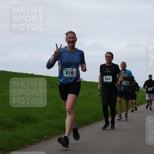 04.05.2025 - 8. Wedeler Halbmarathon Yannick Fuchs http://msf.ph/oto/7837045 04.05.2025 11:24:20 Laufen 816, 844, 1167, 346 meine-sportfotos.de