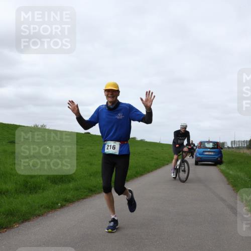 04.05.2025 - 8. Wedeler Halbmarathon Yannick Fuchs http://msf.ph/oto/7837055 04.05.2025 11:45:56 Laufen 216, 303 meine-sportfotos.de