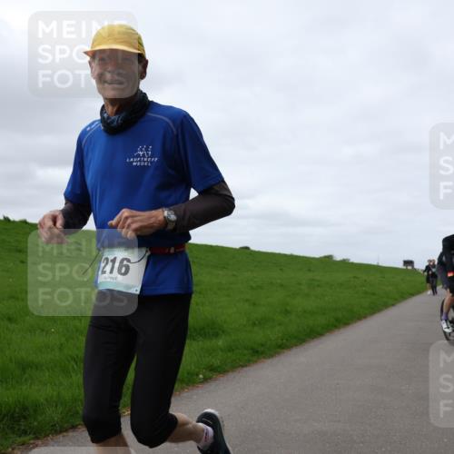 04.05.2025 - 8. Wedeler Halbmarathon Yannick Fuchs http://msf.ph/oto/7837090 04.05.2025 11:45:57 Laufen 216 meine-sportfotos.de