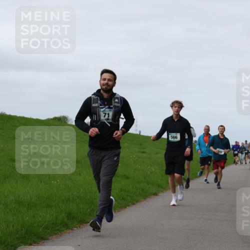 04.05.2025 - 8. Wedeler Halbmarathon Yannick Fuchs http://msf.ph/oto/7837136 04.05.2025 11:46:03 Laufen 71, 566, 348 meine-sportfotos.de