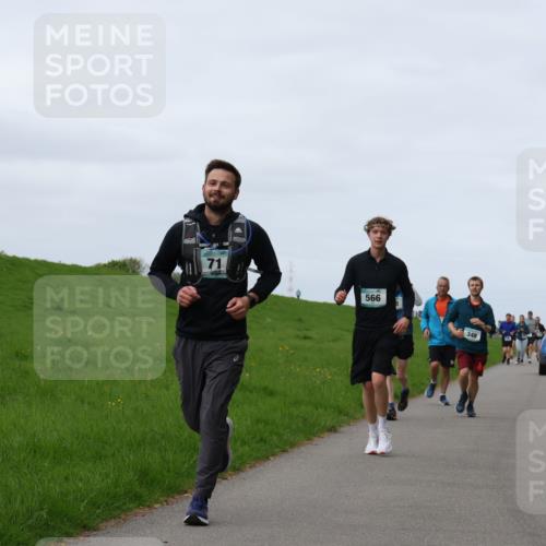 04.05.2025 - 8. Wedeler Halbmarathon Yannick Fuchs http://msf.ph/oto/7837140 04.05.2025 11:46:03 Laufen 566, 348 meine-sportfotos.de