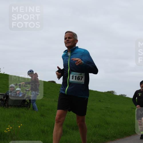 04.05.2025 - 8. Wedeler Halbmarathon Yannick Fuchs http://msf.ph/oto/7837161 04.05.2025 11:24:24 Laufen 1167, 346 meine-sportfotos.de