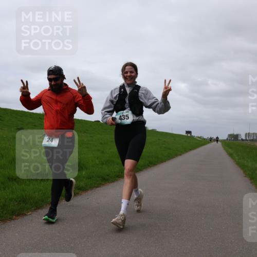 04.05.2025 - 8. Wedeler Halbmarathon Yannick Fuchs http://msf.ph/oto/7837187 04.05.2025 12:00:15 Laufen 24, 435 meine-sportfotos.de