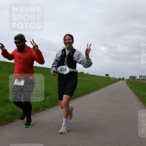 04.05.2025 - 8. Wedeler Halbmarathon Yannick Fuchs http://msf.ph/oto/7837193 04.05.2025 12:00:15 Laufen 24, 435 meine-sportfotos.de