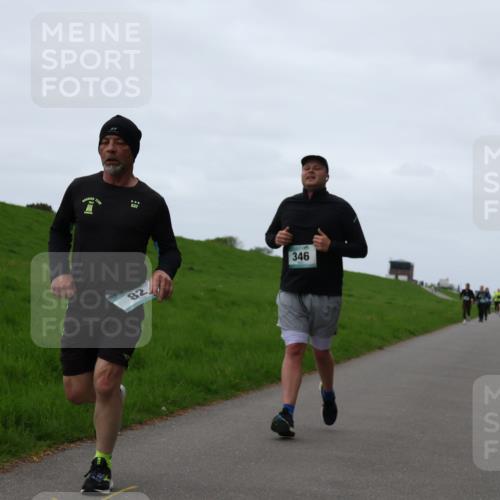 04.05.2025 - 8. Wedeler Halbmarathon Yannick Fuchs http://msf.ph/oto/7837237 04.05.2025 11:24:26 Laufen 82, 346 meine-sportfotos.de