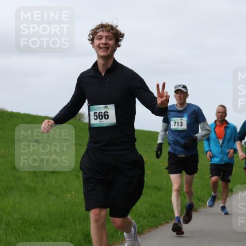 04.05.2025 - 8. Wedeler Halbmarathon Yannick Fuchs http://msf.ph/oto/7837251 04.05.2025 11:46:06 Laufen 566, 713, 348 meine-sportfotos.de