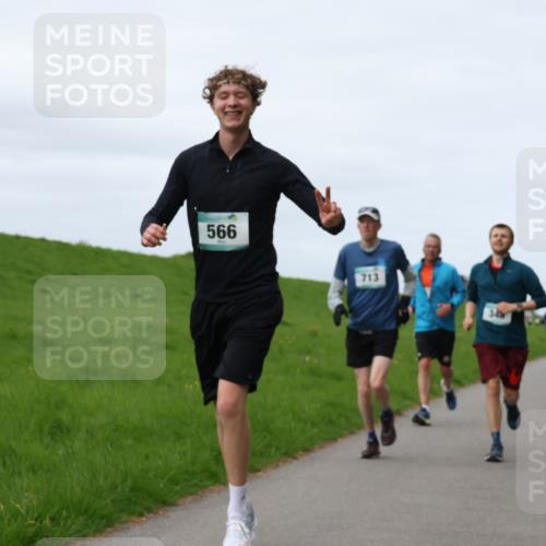 04.05.2025 - 8. Wedeler Halbmarathon Yannick Fuchs http://msf.ph/oto/7837262 04.05.2025 11:46:07 Laufen 566, 713, 348 meine-sportfotos.de