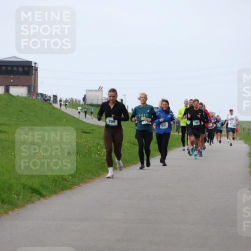 04.05.2025 - 8. Wedeler Halbmarathon Yannick Fuchs http://msf.ph/oto/7837277 04.05.2025 11:24:29 Laufen 799, 107, 75, 737, 755 meine-sportfotos.de