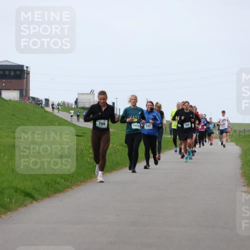 04.05.2025 - 8. Wedeler Halbmarathon Yannick Fuchs http://msf.ph/oto/7837298 04.05.2025 11:24:29 Laufen 799, 1073, 737, 755 meine-sportfotos.de
