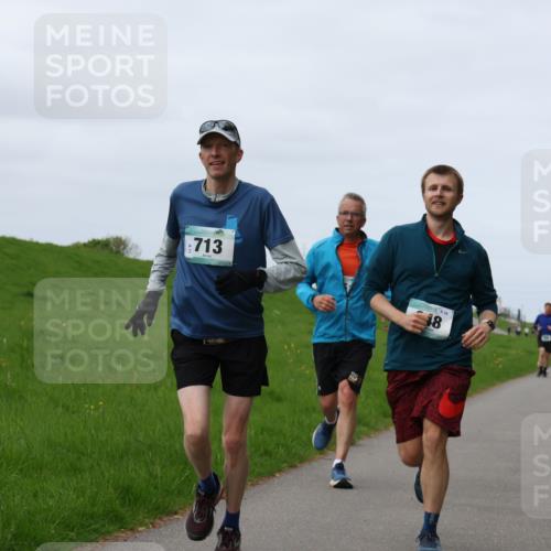 04.05.2025 - 8. Wedeler Halbmarathon Yannick Fuchs http://msf.ph/oto/7837302 04.05.2025 11:46:08 Laufen 713, 39, 18 meine-sportfotos.de